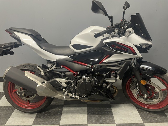 2026 Kawasaki Z500 SE ABS 1