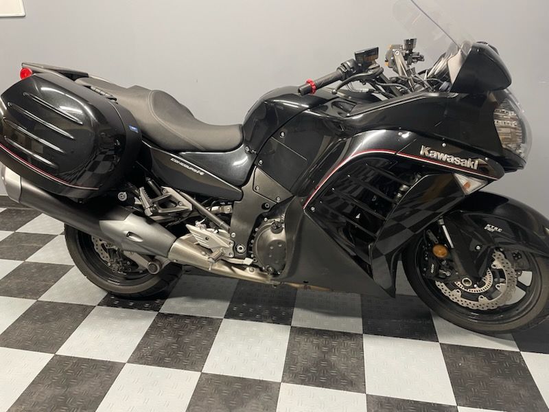 Used 2022 Kawasaki Concours 14 ABS, Shakopee MN | Specs