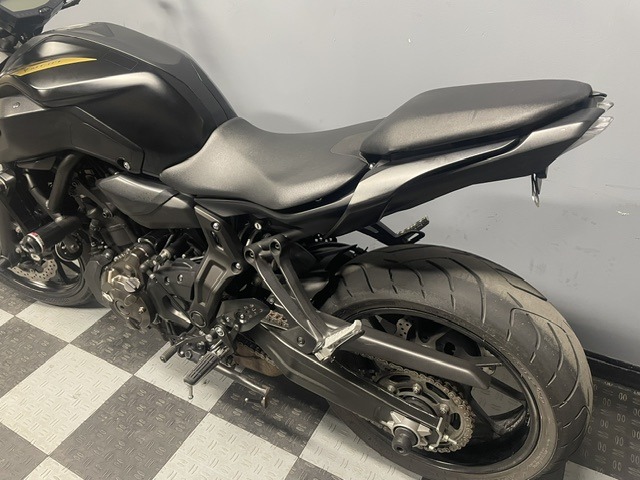 2019 Yamaha MT-07 11
