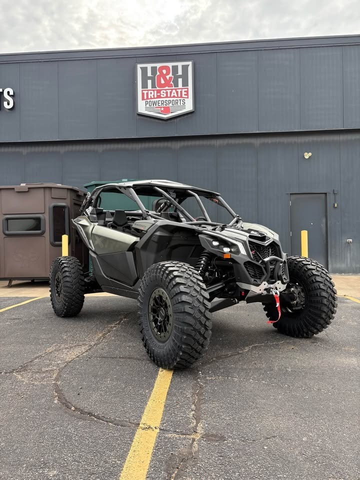 2026 Can-Am™ Maverick X3 X RC TURBO RR 72 1