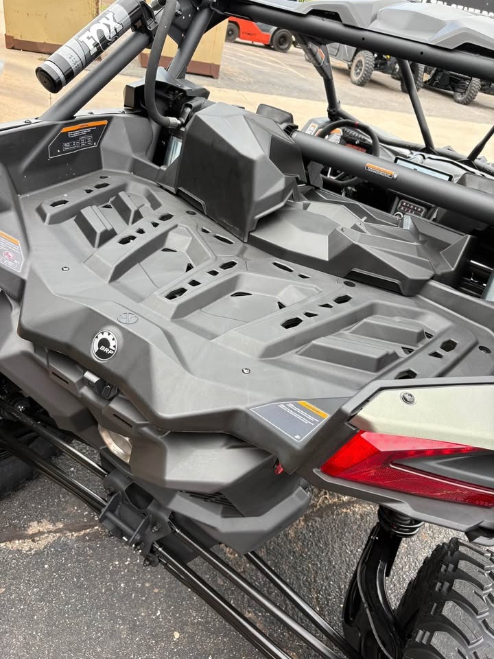 2026 Can-Am™ Maverick X3 X RC TURBO RR 72 12