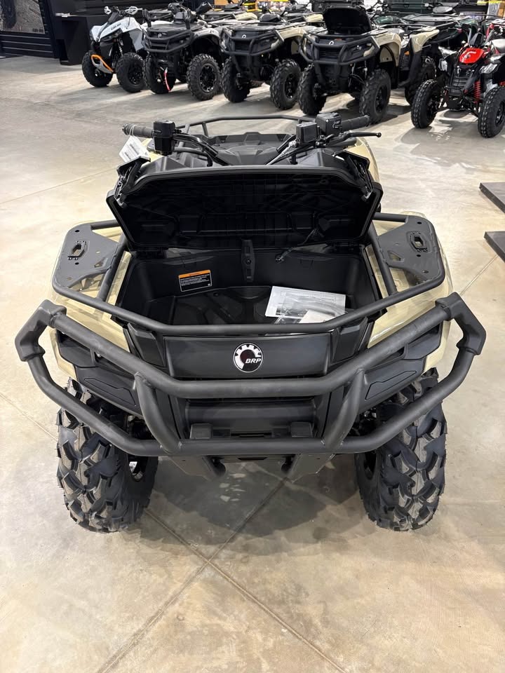 2026 Can-Am™ Outlander PRO XU HD5 5