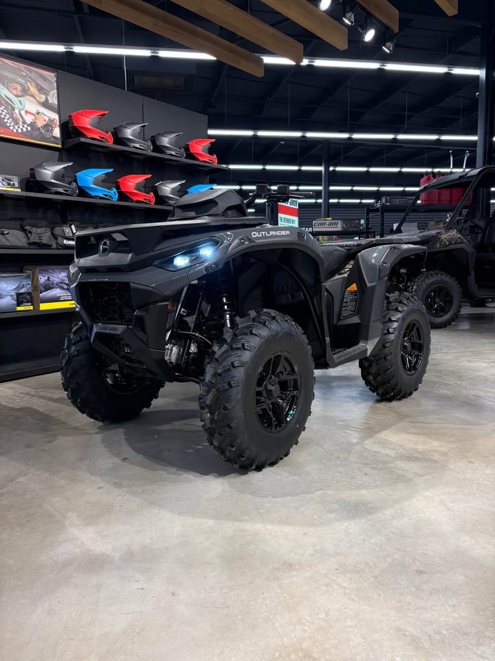 2026 Can-Am™ Outlander DPS 850 1