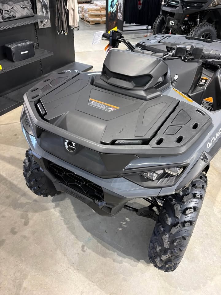 2026 Can-Am™ Outlander DPS 850 8