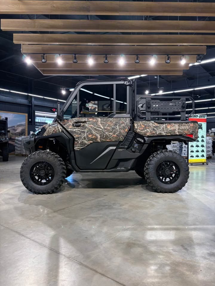 2027 Can-Am™ Defender XU Limited HD11 2