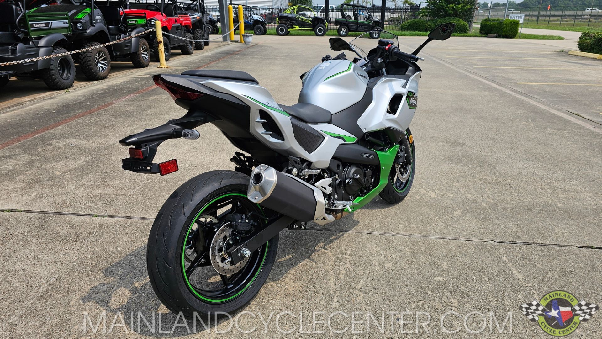 New 2024 Kawasaki Ninja 7 Hybrid ABS Metallic Bright Silver
