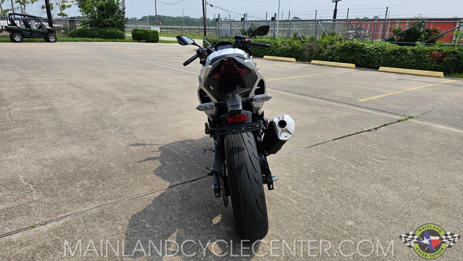 New 2024 Kawasaki Ninja 7 Hybrid ABS Metallic Bright Silver