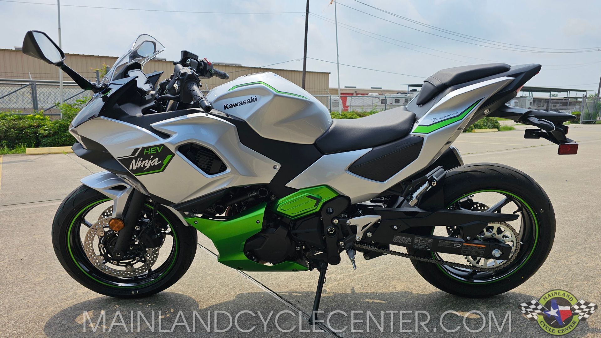 New 2024 Kawasaki Ninja 7 Hybrid ABS Metallic Bright Silver