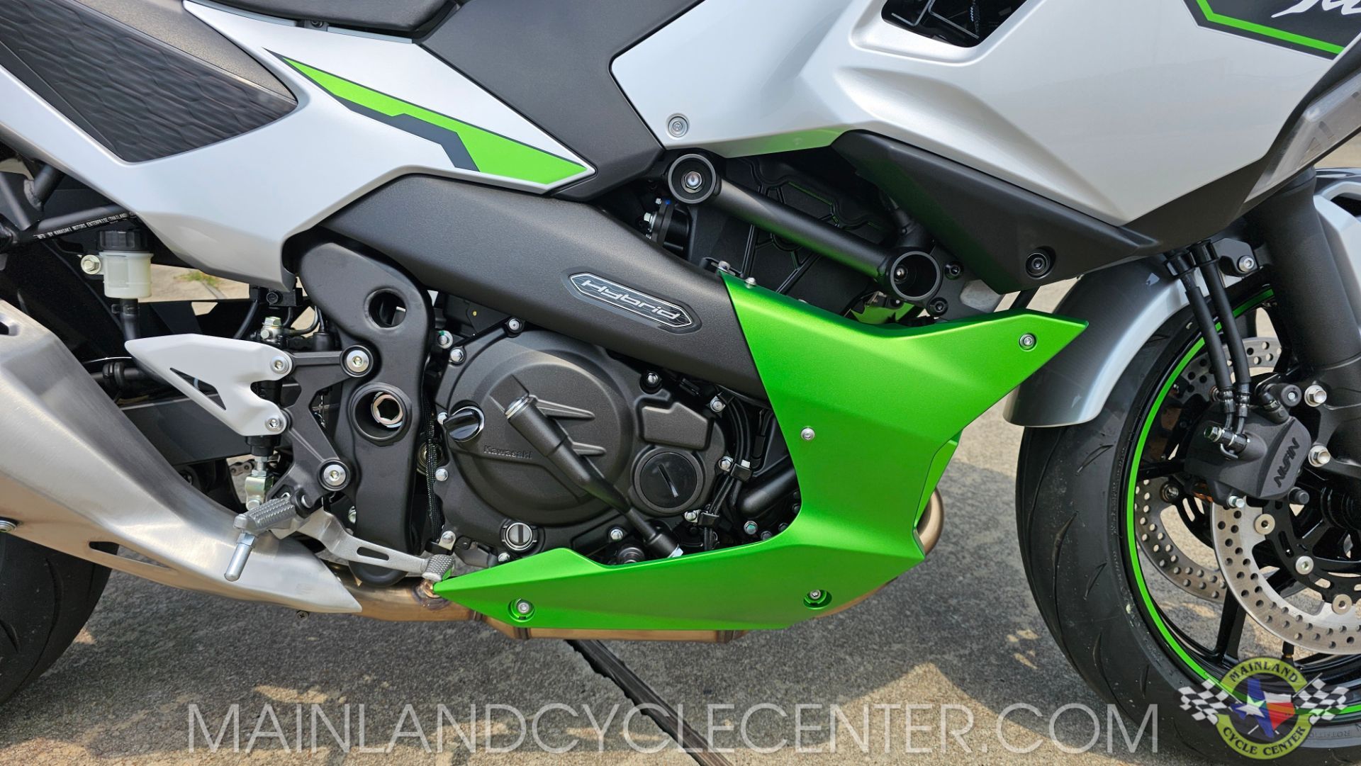 New 2024 Kawasaki Ninja 7 Hybrid ABS Metallic Bright Silver