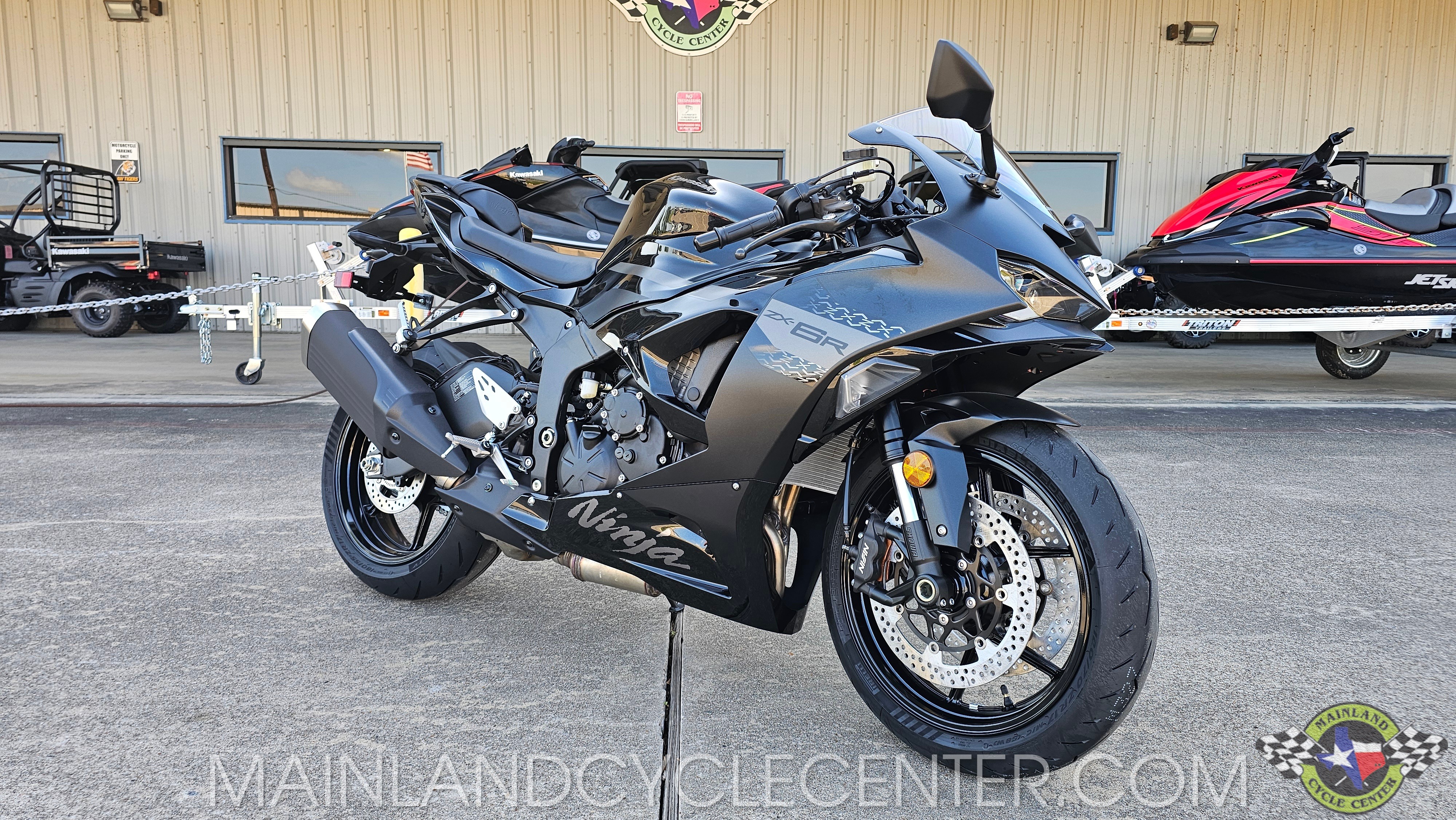 2027 Kawasaki Ninja® ZX™-6R