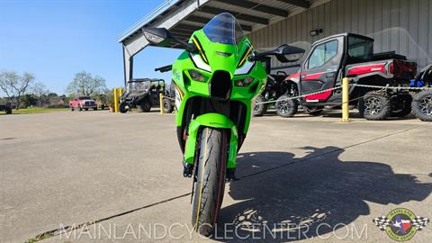 green New 2025 Kawasaki NINJA ZX10R KRT EDITION LIME GREEN AND