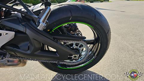 New 2025 Kawasaki Ninja ZX-10R KRT Edition ABS Lime Green / Ebony
