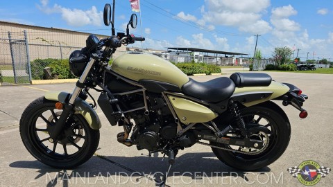 New 2025 Kawasaki Eliminator® ABS Pearl Sand Khaki | Motorcycles