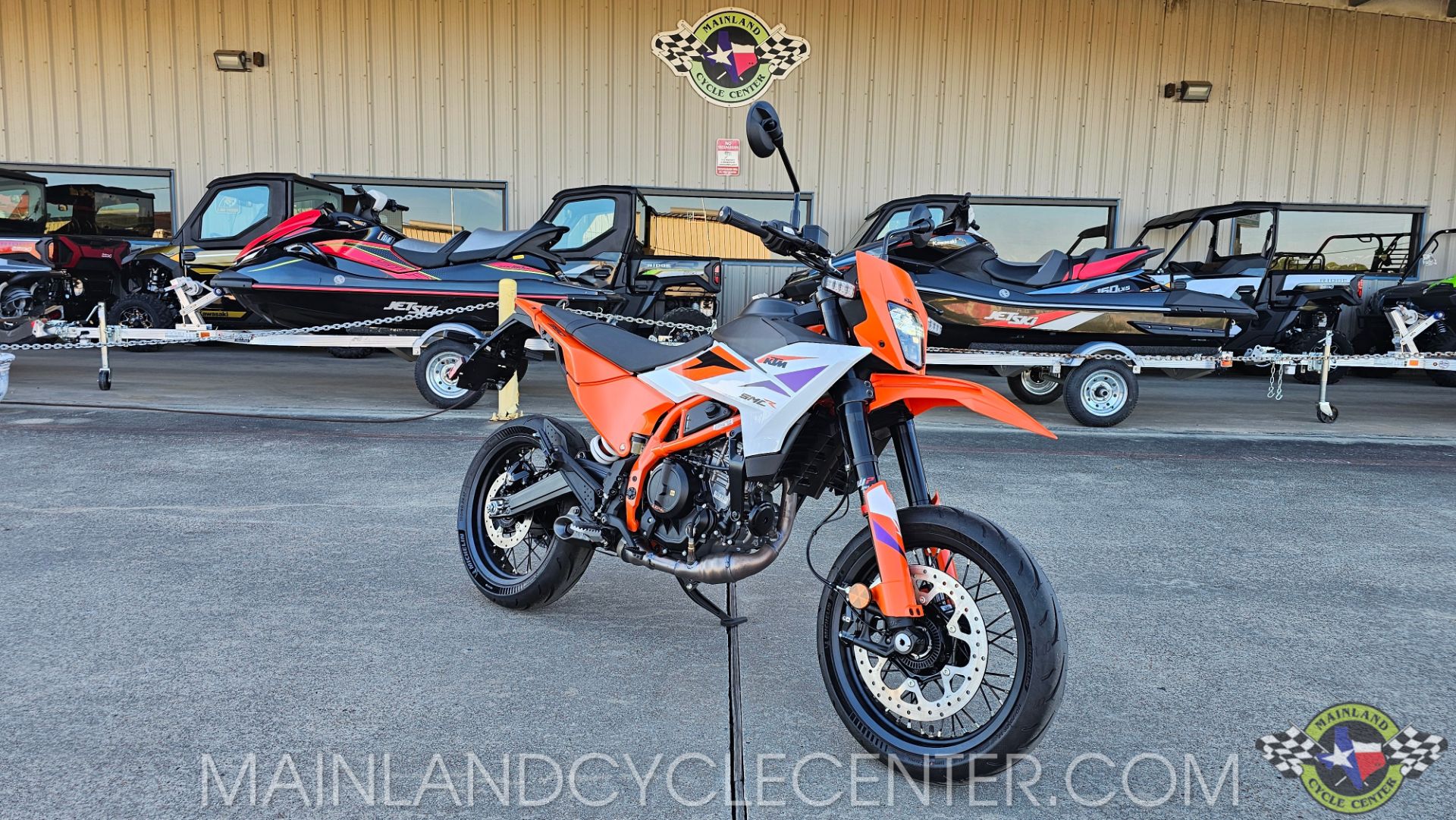 2026 KTM 390 SMC R