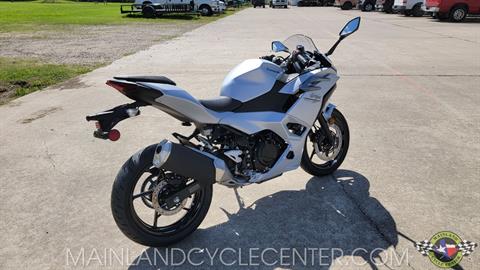 New 2024 Kawasaki Ninja 500 ABS Metallic Matte Whitish Silver