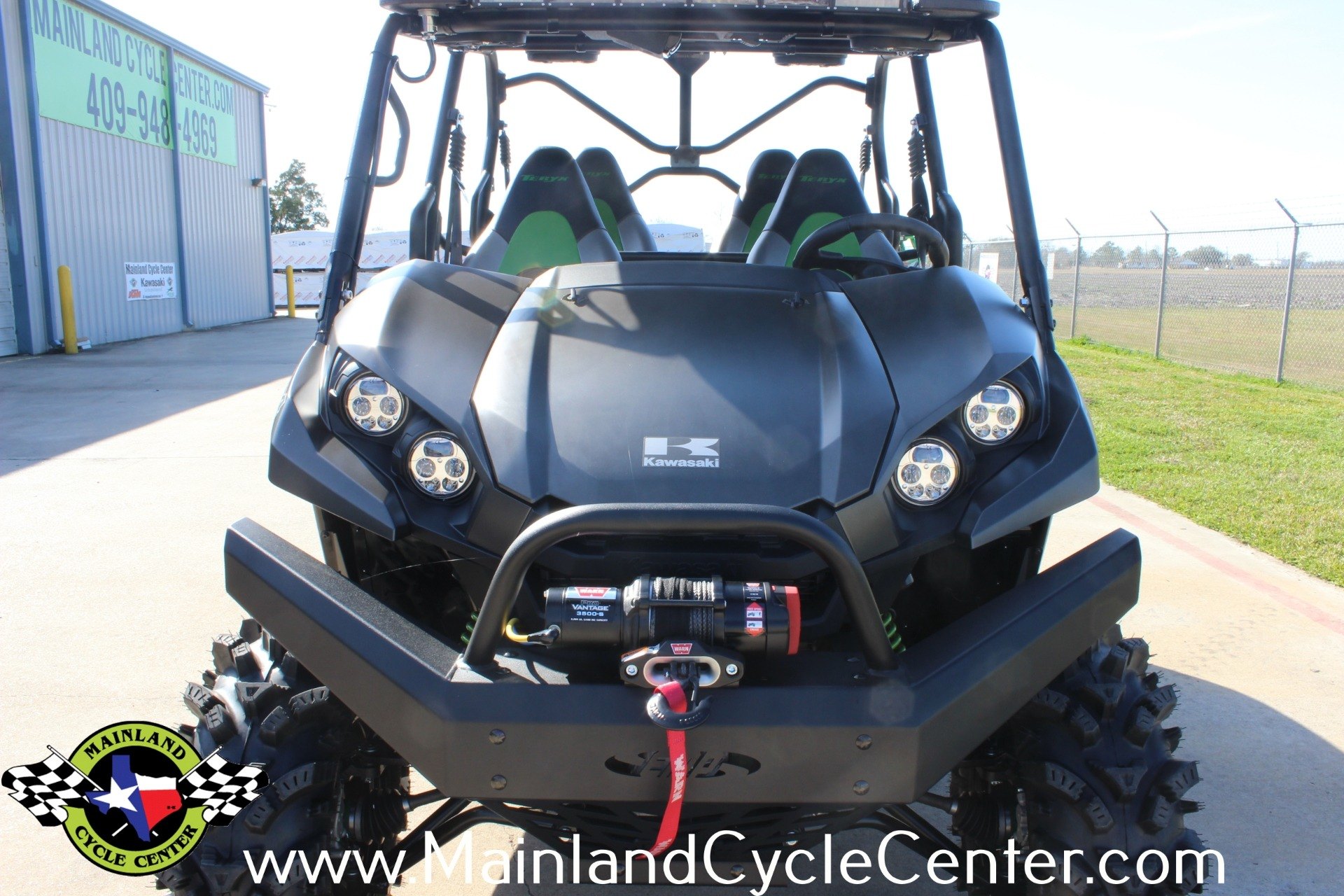 New 2016 Kawasaki Teryx4 LE Metallic Flat Raw Graystone