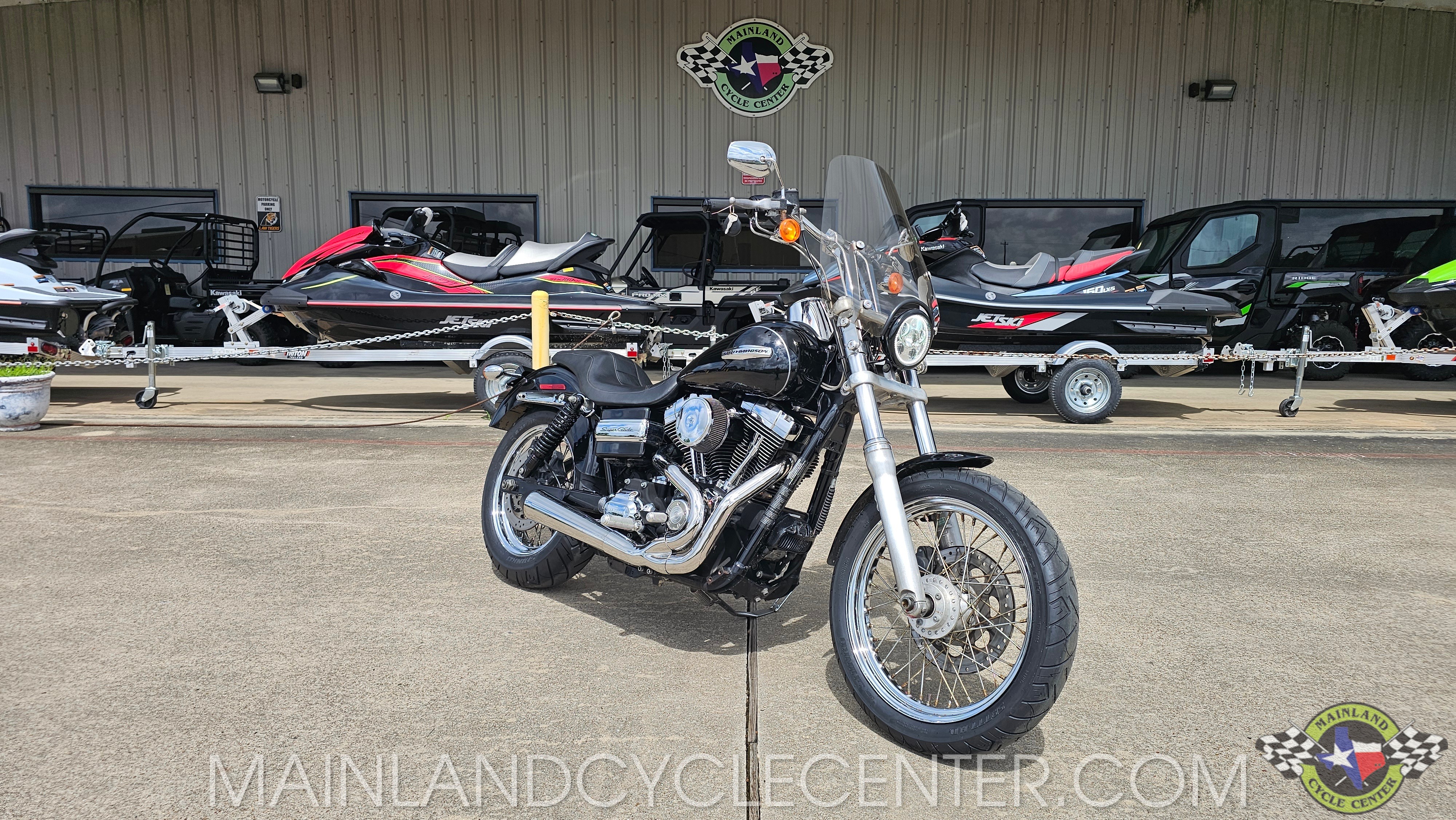 2010 Harley-Davidson Dyna® Super Glide® Custom