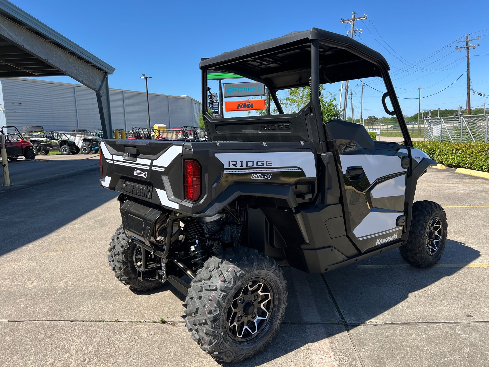 2025 Kawasaki RIDGE® Ranch Edition 3