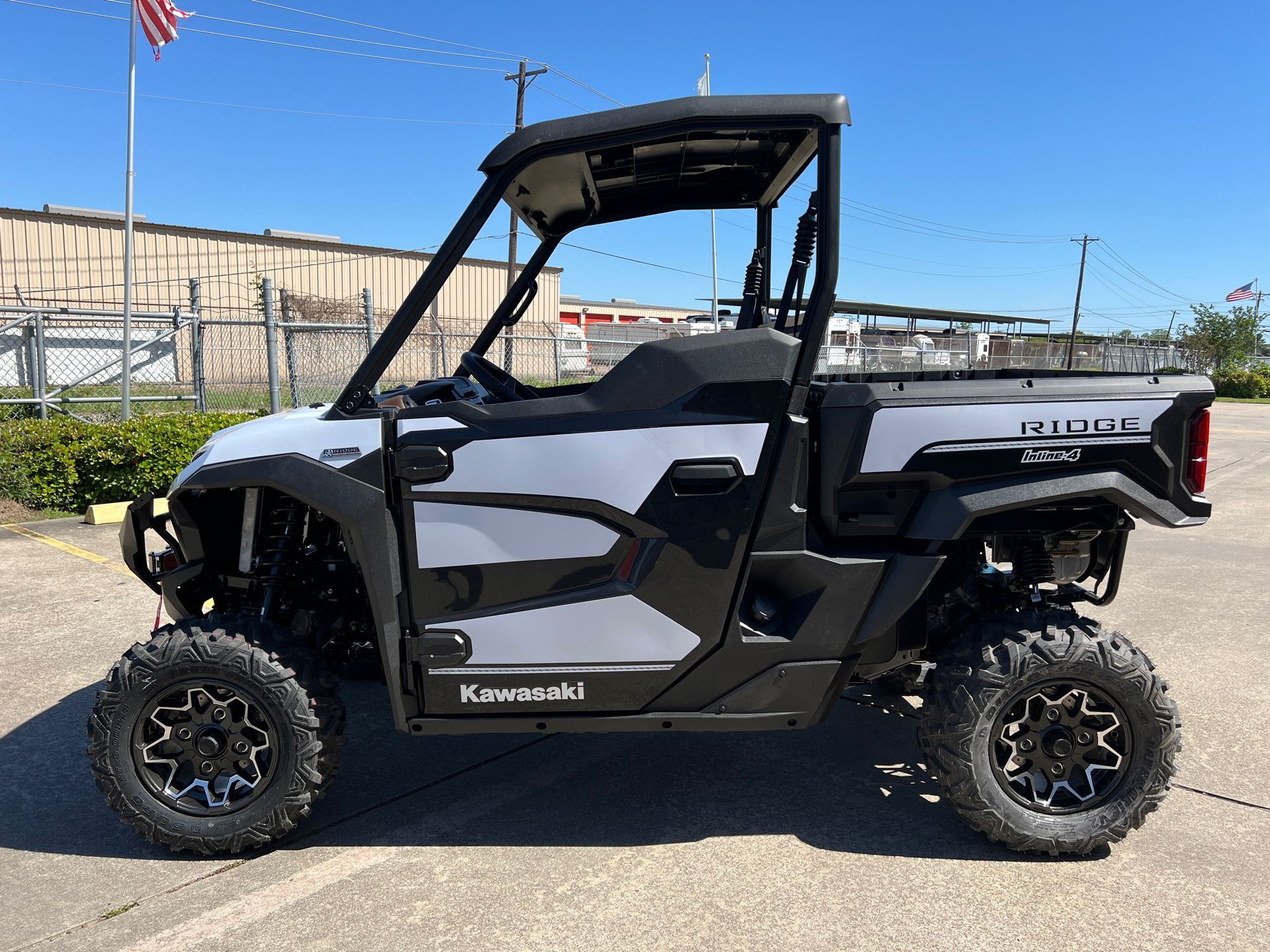 2025 Kawasaki RIDGE® Ranch Edition 6