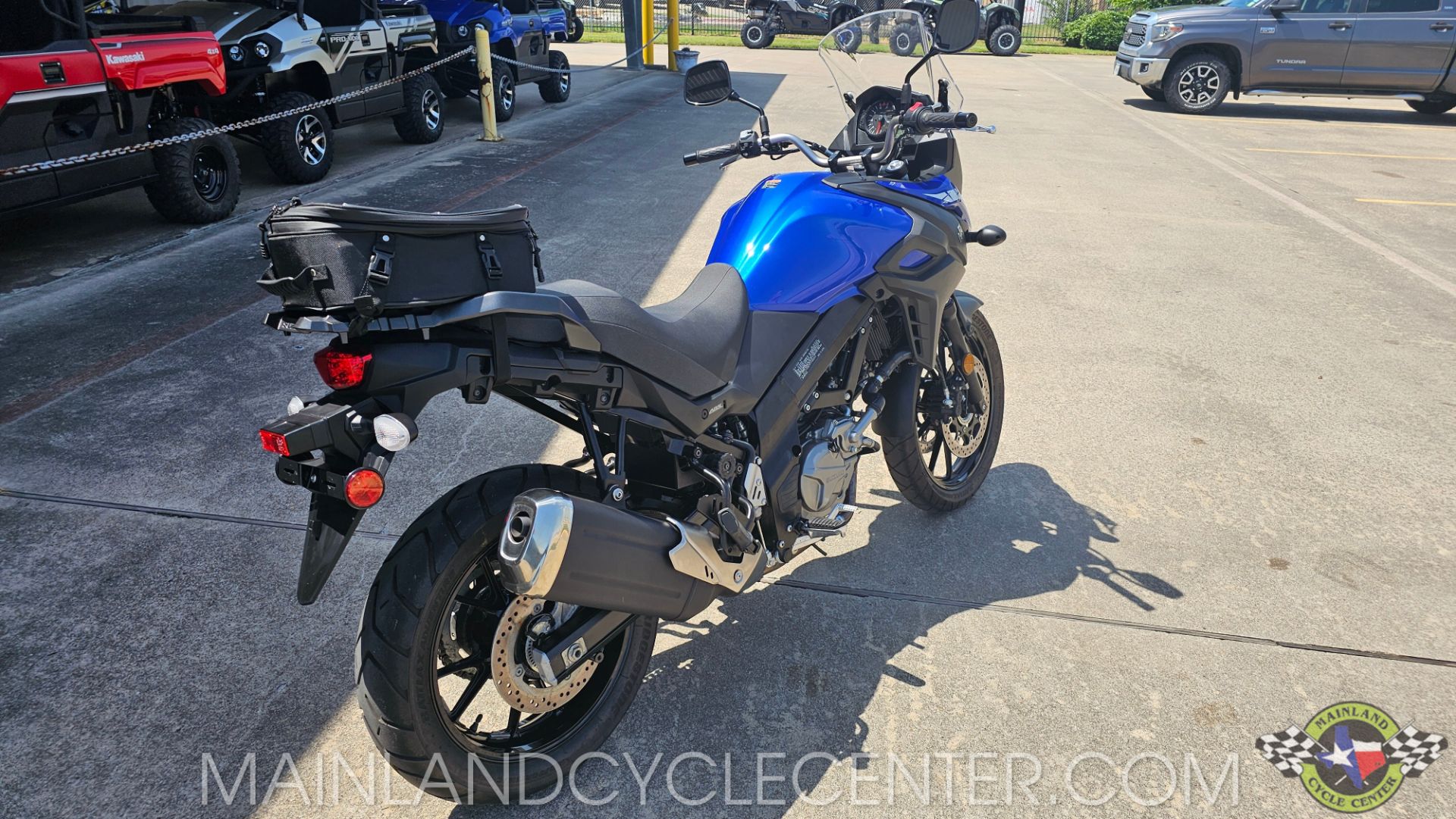 2023 Suzuki V-Strom 650 3