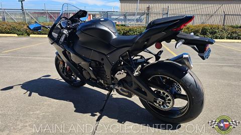 New 2025 Kawasaki Ninja ZX-10R Metallic Flat Spark Black