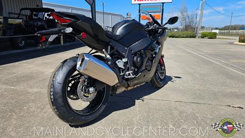 10/3まで特価BlackmdgicDesignSmartScopeDuo4K New 2024 Kawasaki Ninja ZX-10R Metallic Flat Spark Black