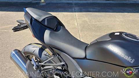 New 2025 Kawasaki Ninja ZX-10R Metallic Flat Spark Black