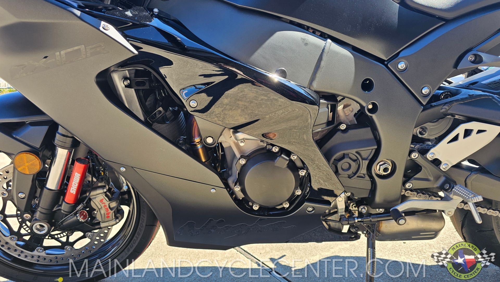 New 2025 Kawasaki Ninja ZX-10R Metallic Flat Spark Black / Ebony