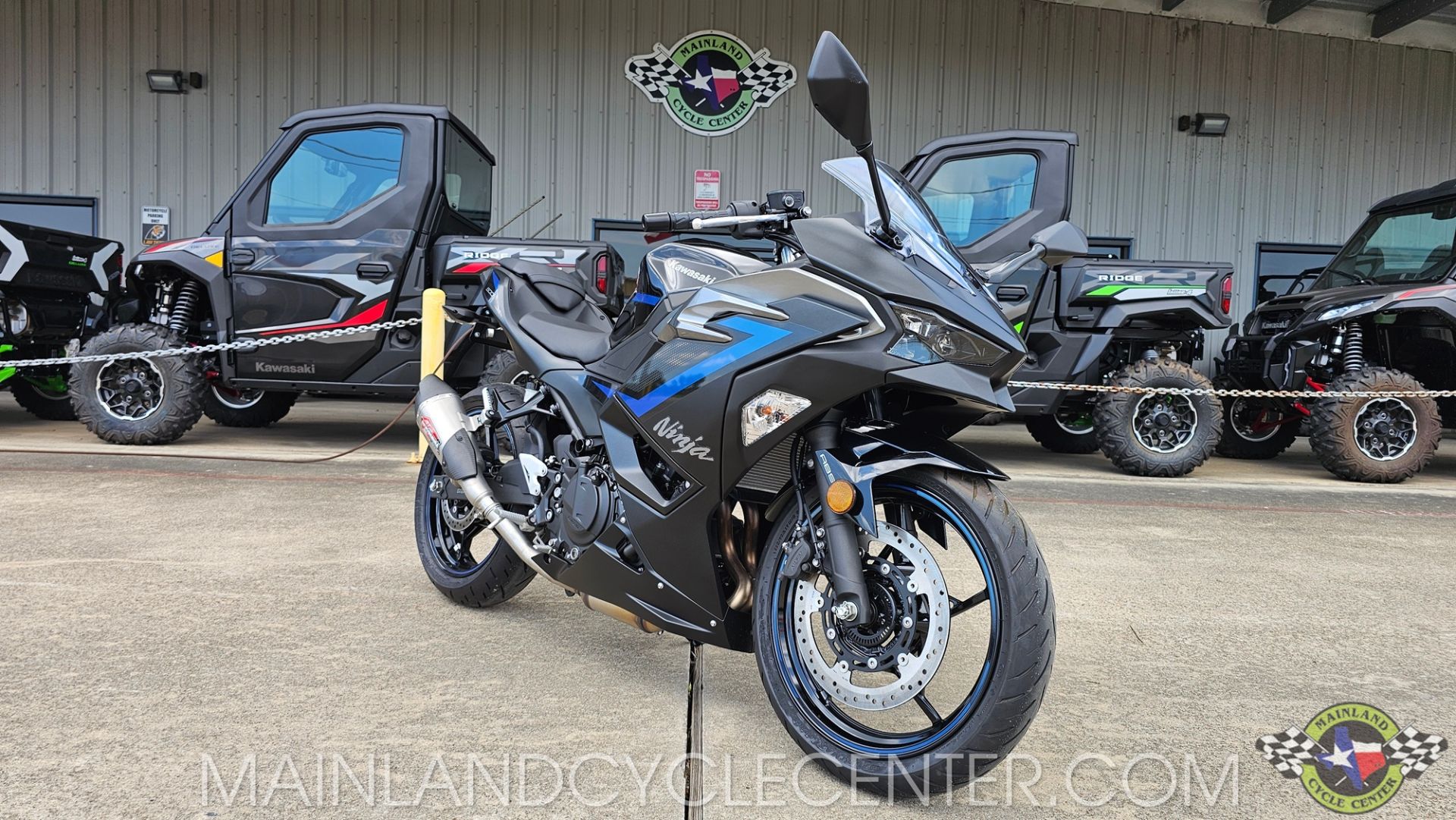 New 2025 Kawasaki Ninja 500 ABS Metallic Flat Spark Black