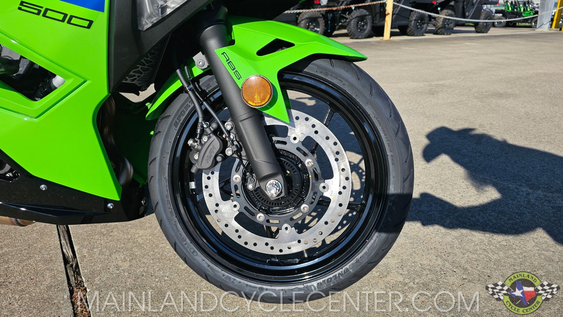 2026 Kawasaki Ninja® 500 SE ABS 12