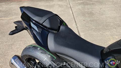 New 2026 Kawasaki Ninja® ZX™-10R ABS Metallic Matte Graphenesteel