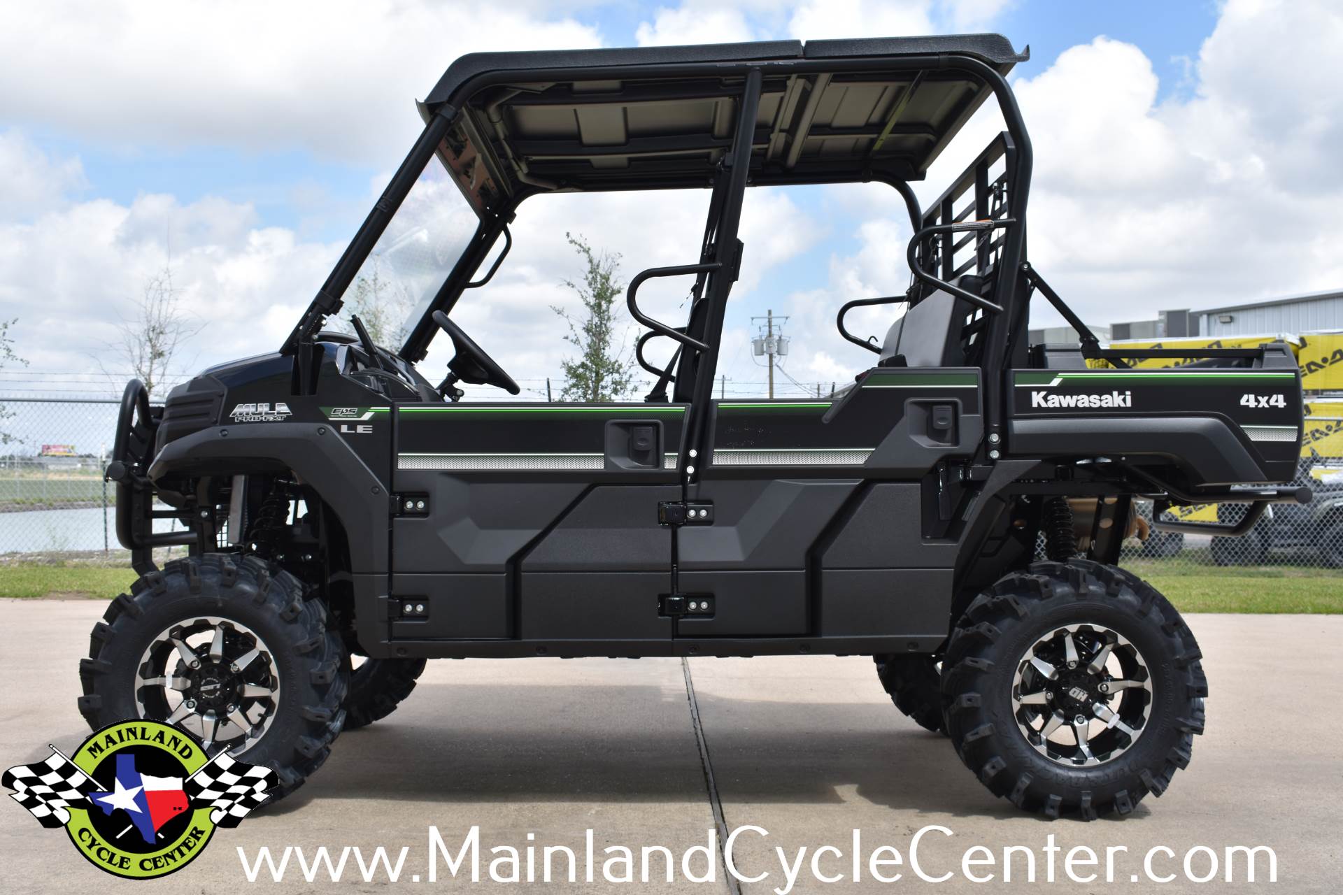 New 2018 Kawasaki Mule PRO-FXT EPS LE Super Black | Utility