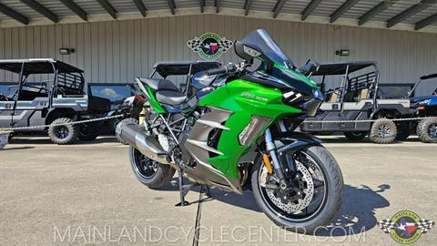 Kawasaki Ninja H2 SX (18-23)
プーチスクリーン黒 The 2023 Kawasaki Ninja H2 SX Is So Much Fun - YouTube