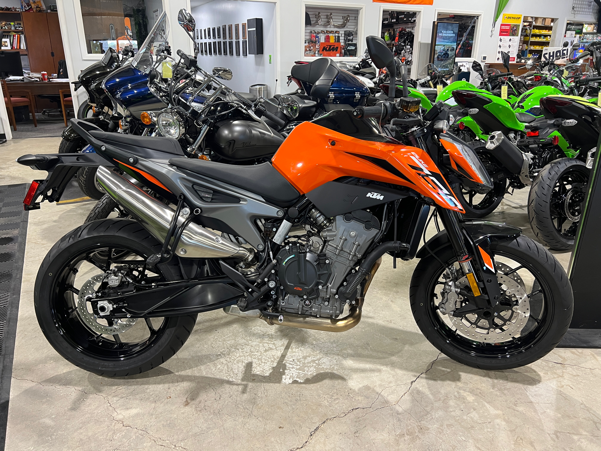 2024 KTM 790 Duke