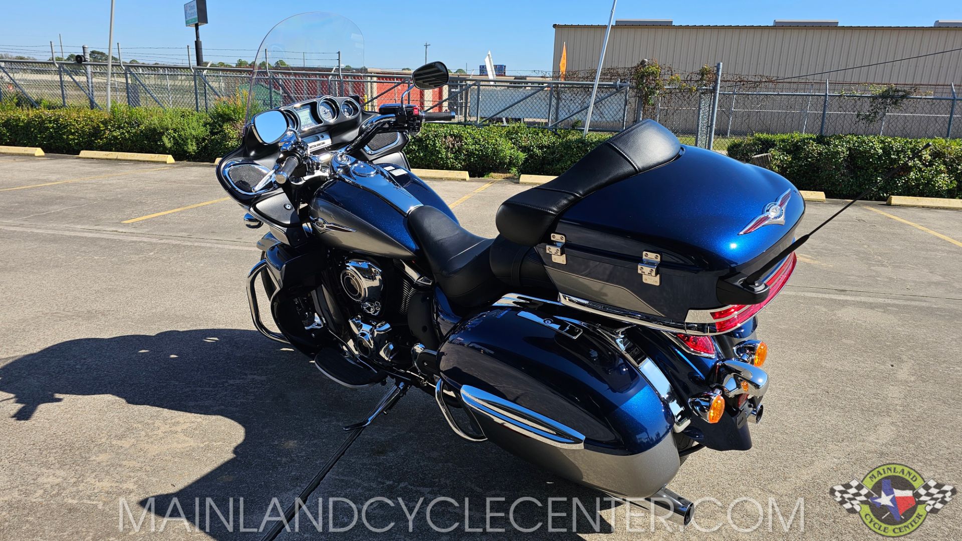 Eve くじ Under Blue New 2025 Kawasaki Vulcan 1700 Voyager ABS Metallic Ocean