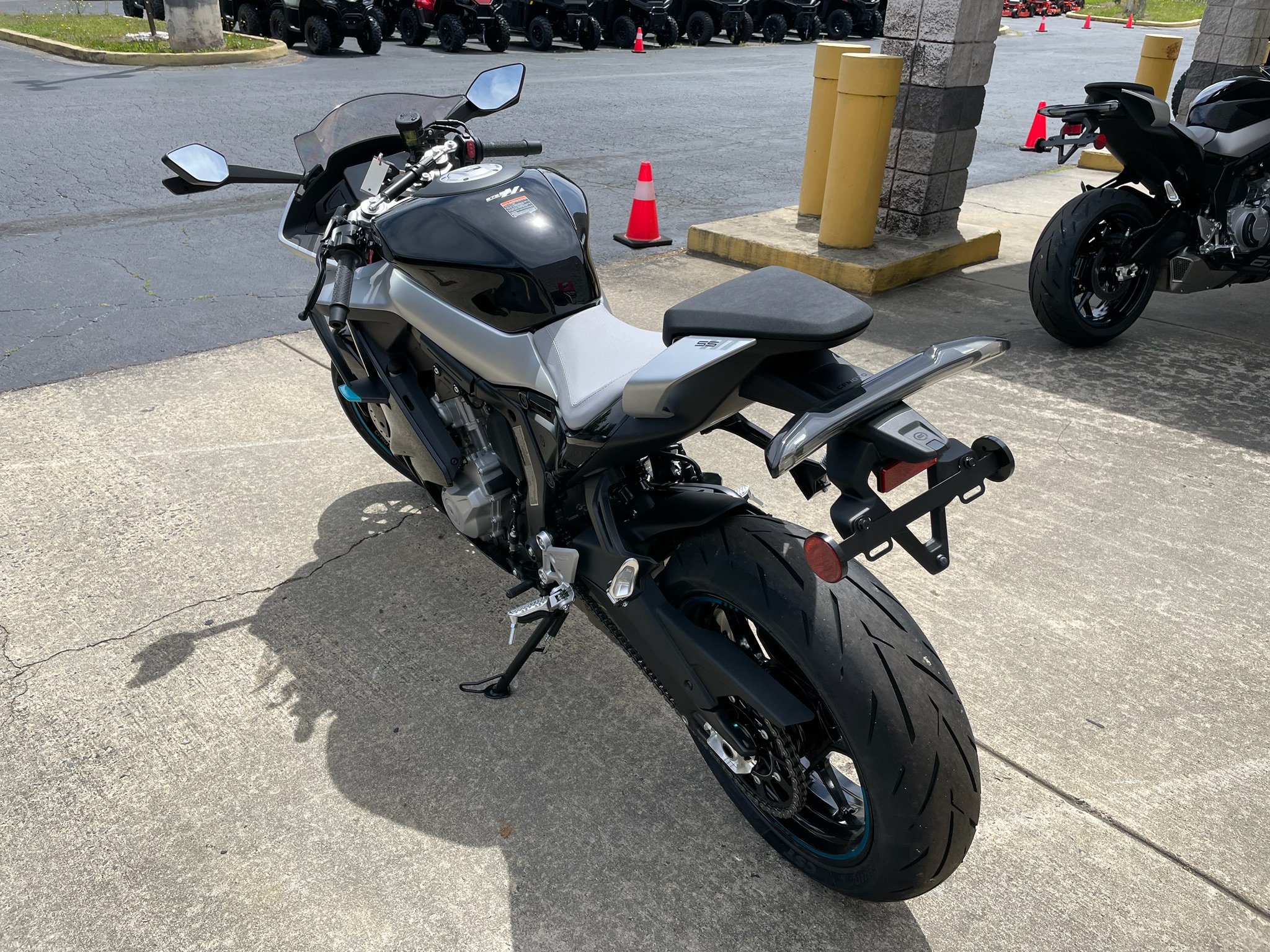 2026  675SS 3