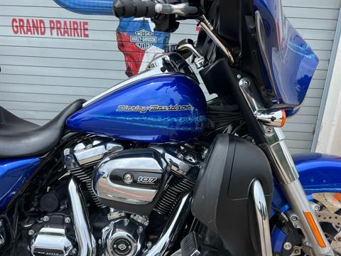 Certified Pre-Owned 2019 Harley-Davidson Street Glide® Blue Max