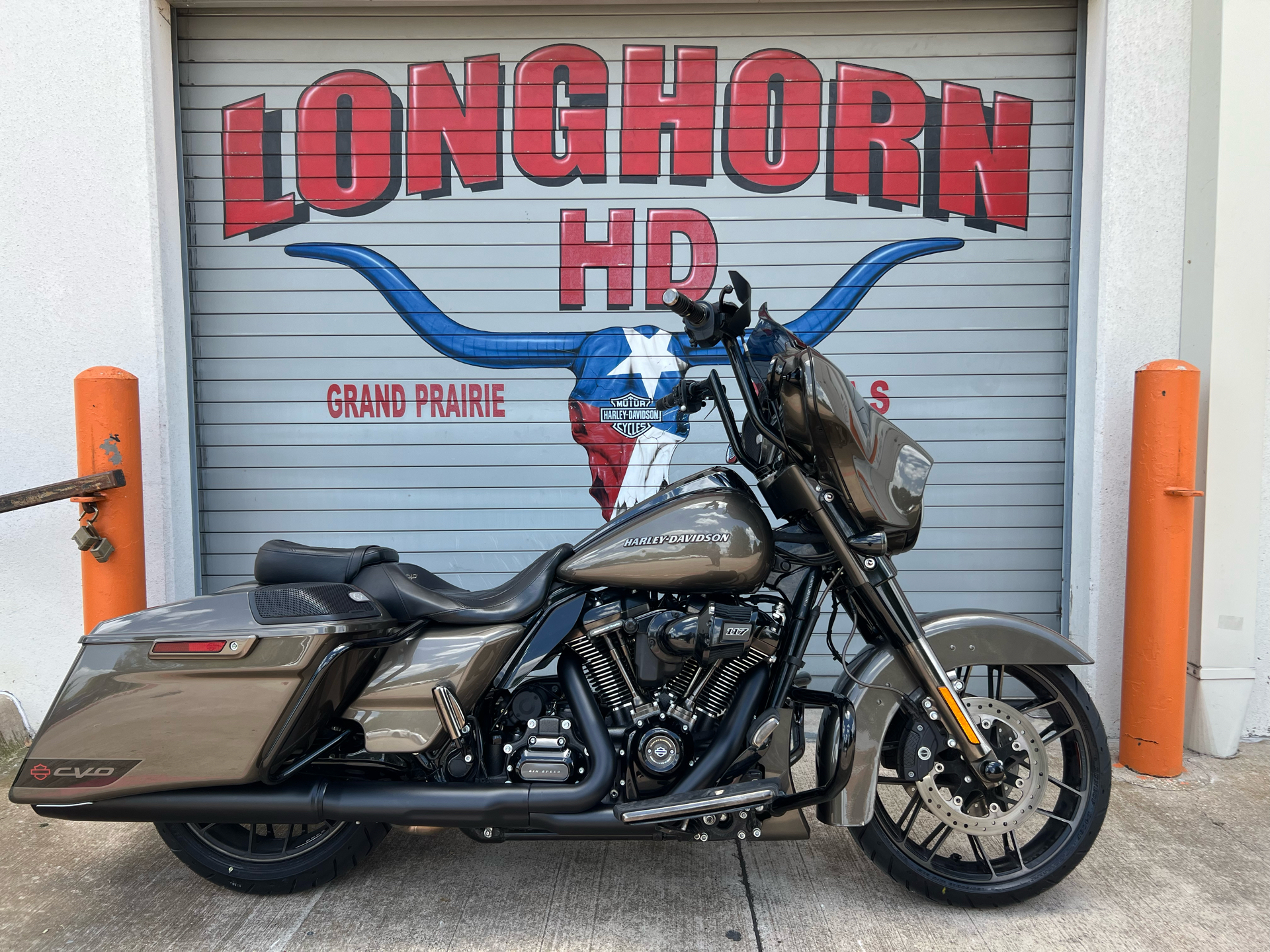 Certified Pre-Owned 2021 Harley-Davidson CVO™ Street Glide® Bronze