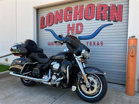 Used 2017 Harley-Davidson Ultra Limited Vivid Black | Motorcycles Used 2017 Harley-Davidson Ultra Limited Vivid Black | Motorcycles