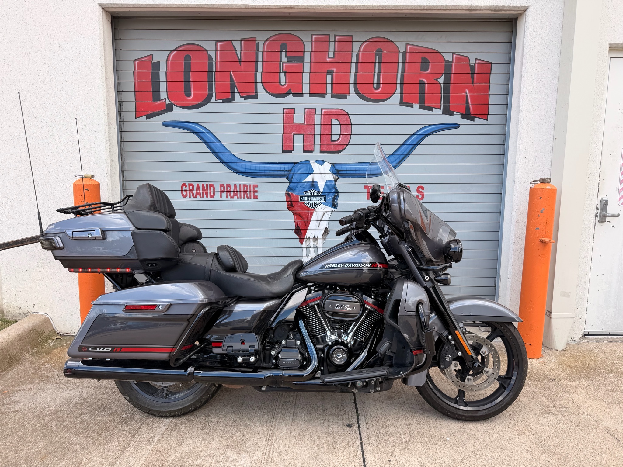 Used 2019 Harley-Davidson CVO™ Limited Magnetic Grey Fade