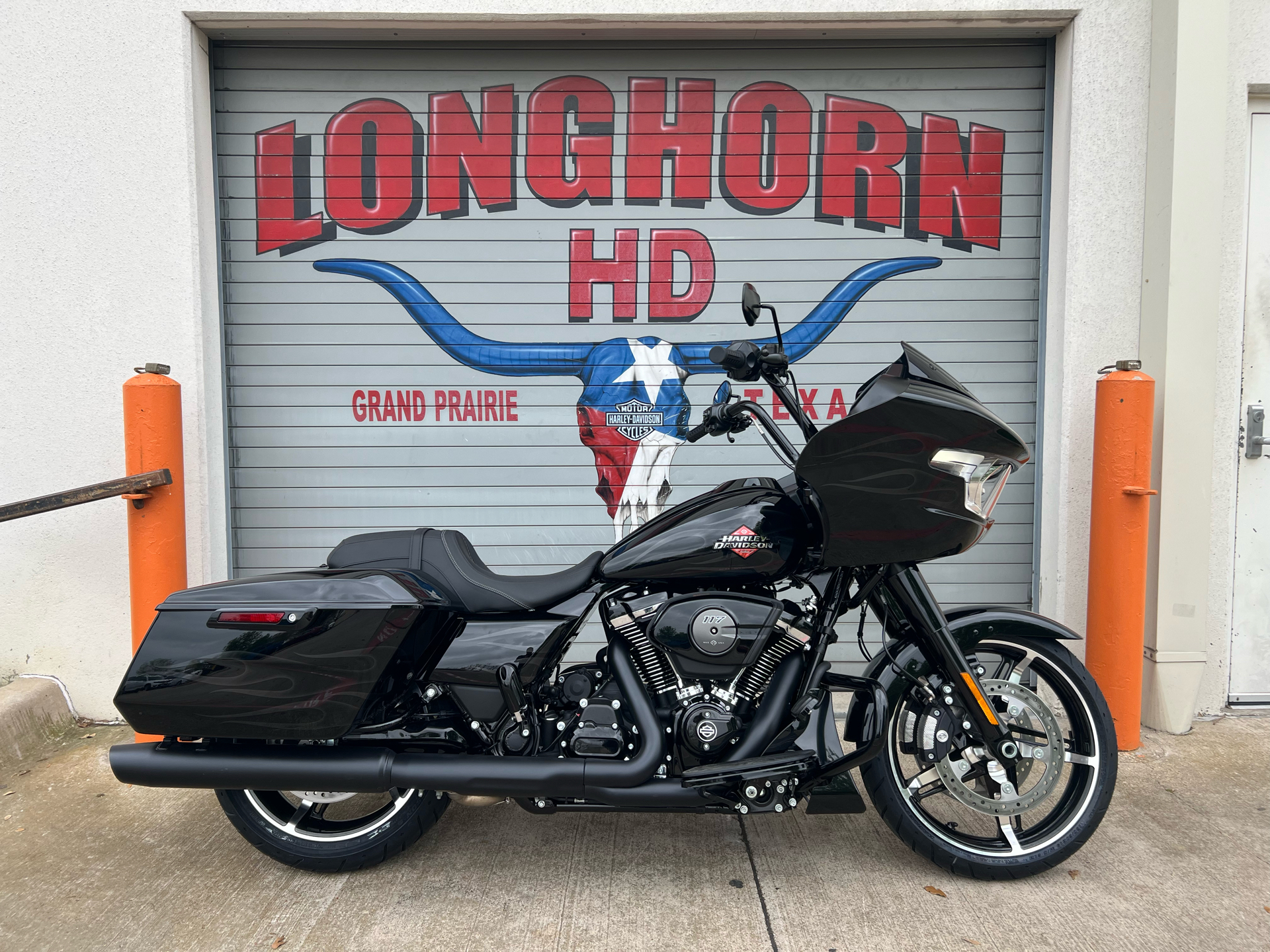 New 2025 Harley-Davidson Road Glide® Midnight Firestorm (Black