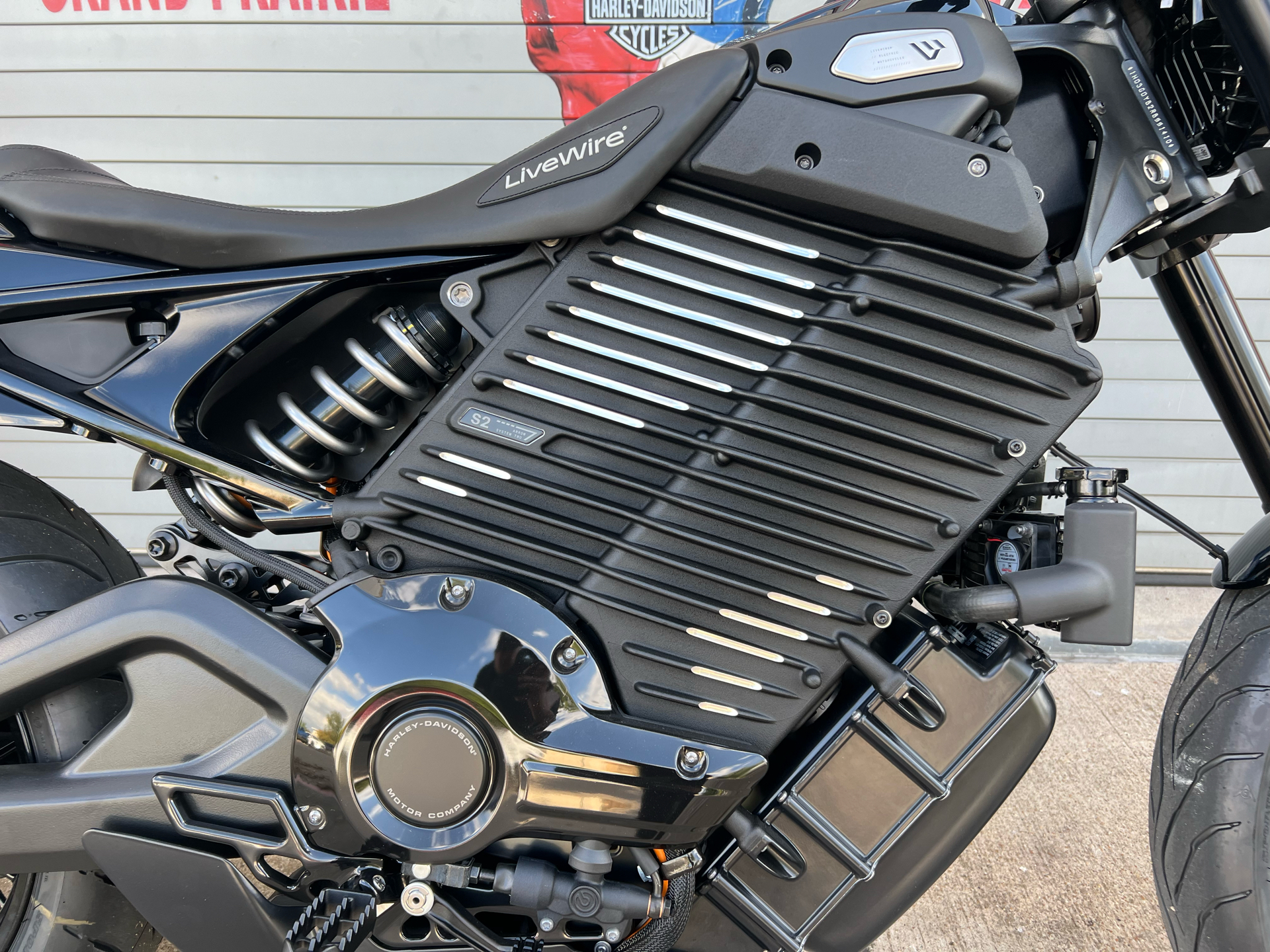 New 2024 LiveWire S2 Mulholland™ Liquid Black / Black