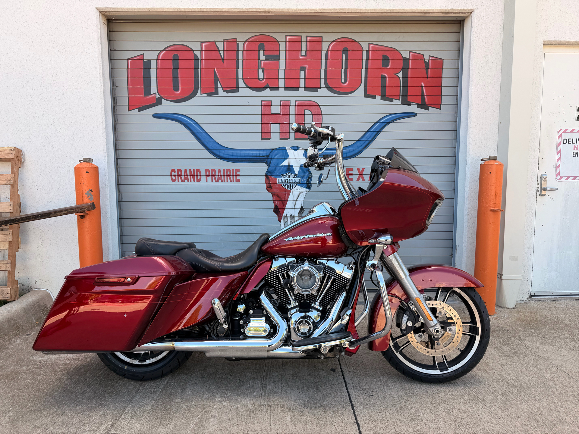 Used 2016 Harley-Davidson Road Glide® Special Velocity Red Sunglo