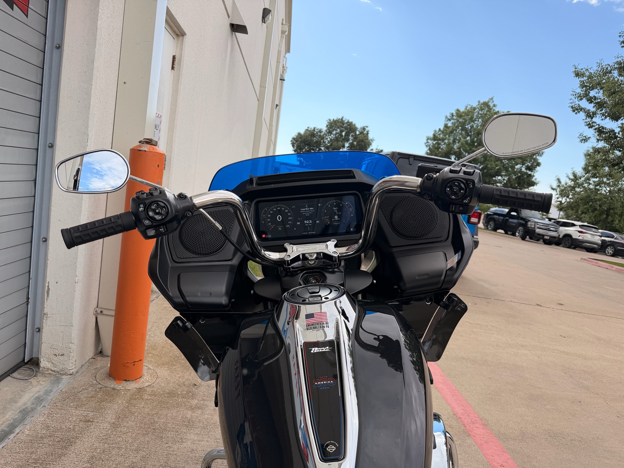 2026 Harley-Davidson Road Glide® 8