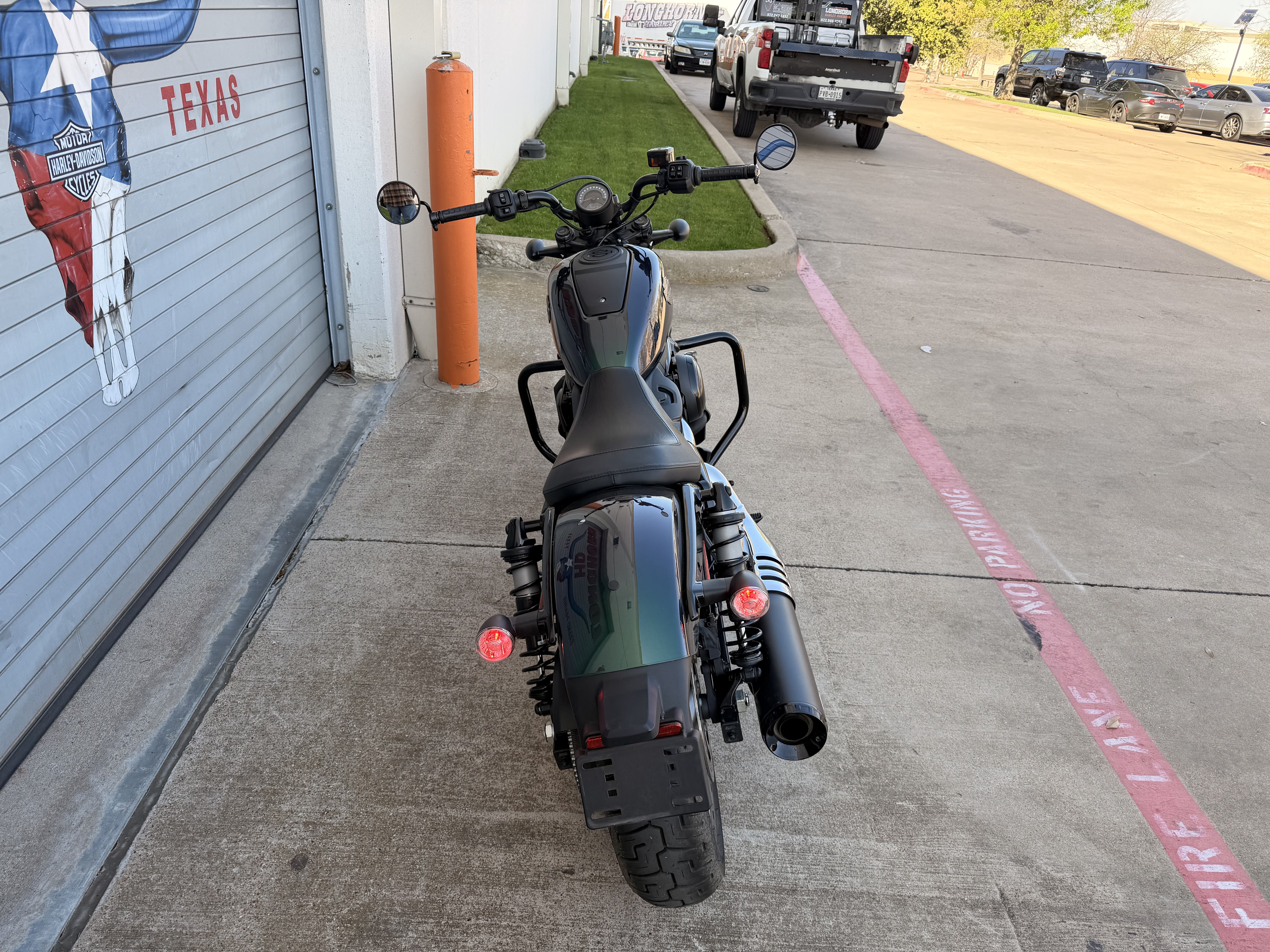 Certified Pre-Owned 2025 Harley-Davidson Nightster® Snake Venom
