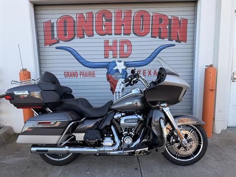 Certified Pre-Owned 2023 Harley-Davidson Road Glide® Limited Gray