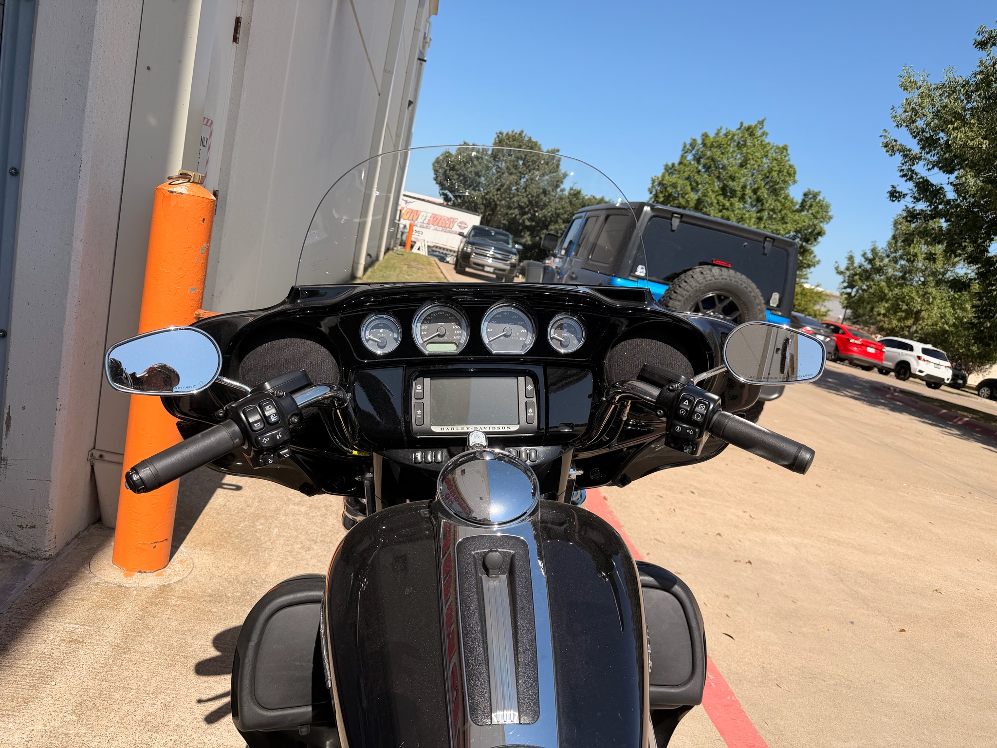 Certified Pre-Owned 2018 Harley-Davidson Ultra Limited Vivid Black