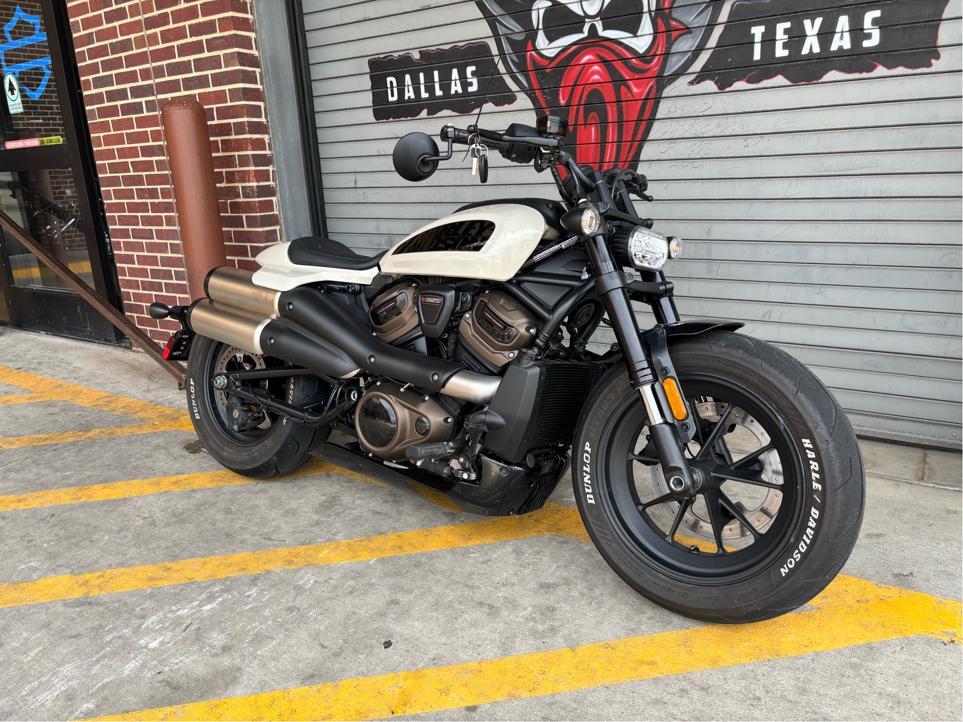 Certified Pre-Owned 2022 Harley-Davidson Sportster® S White Sand