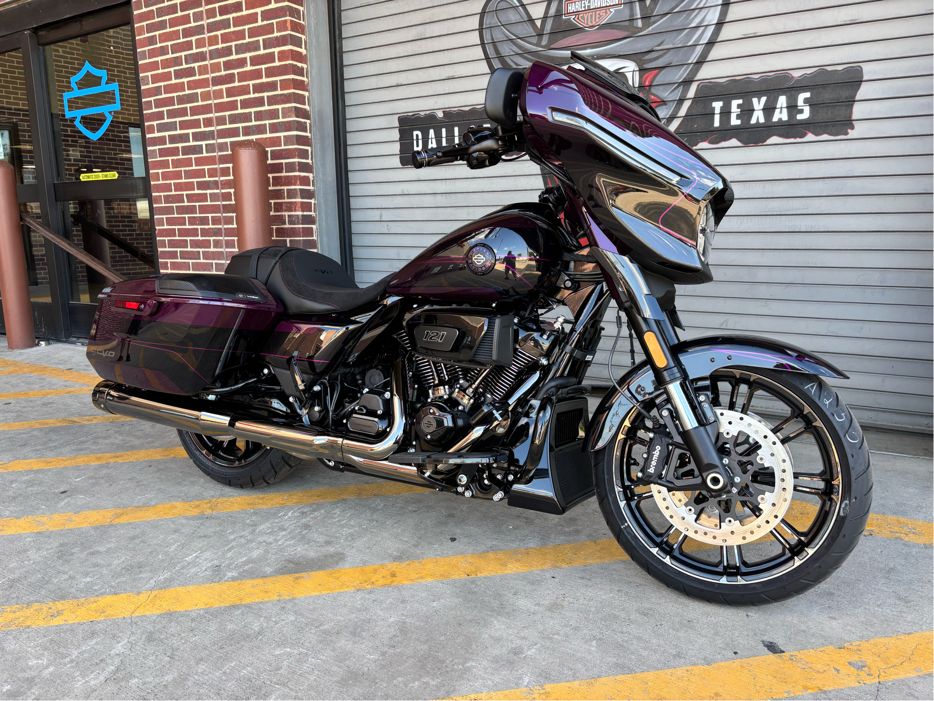 New 2025 Harley-Davidson CVO™ Street Glide® Poison Berry