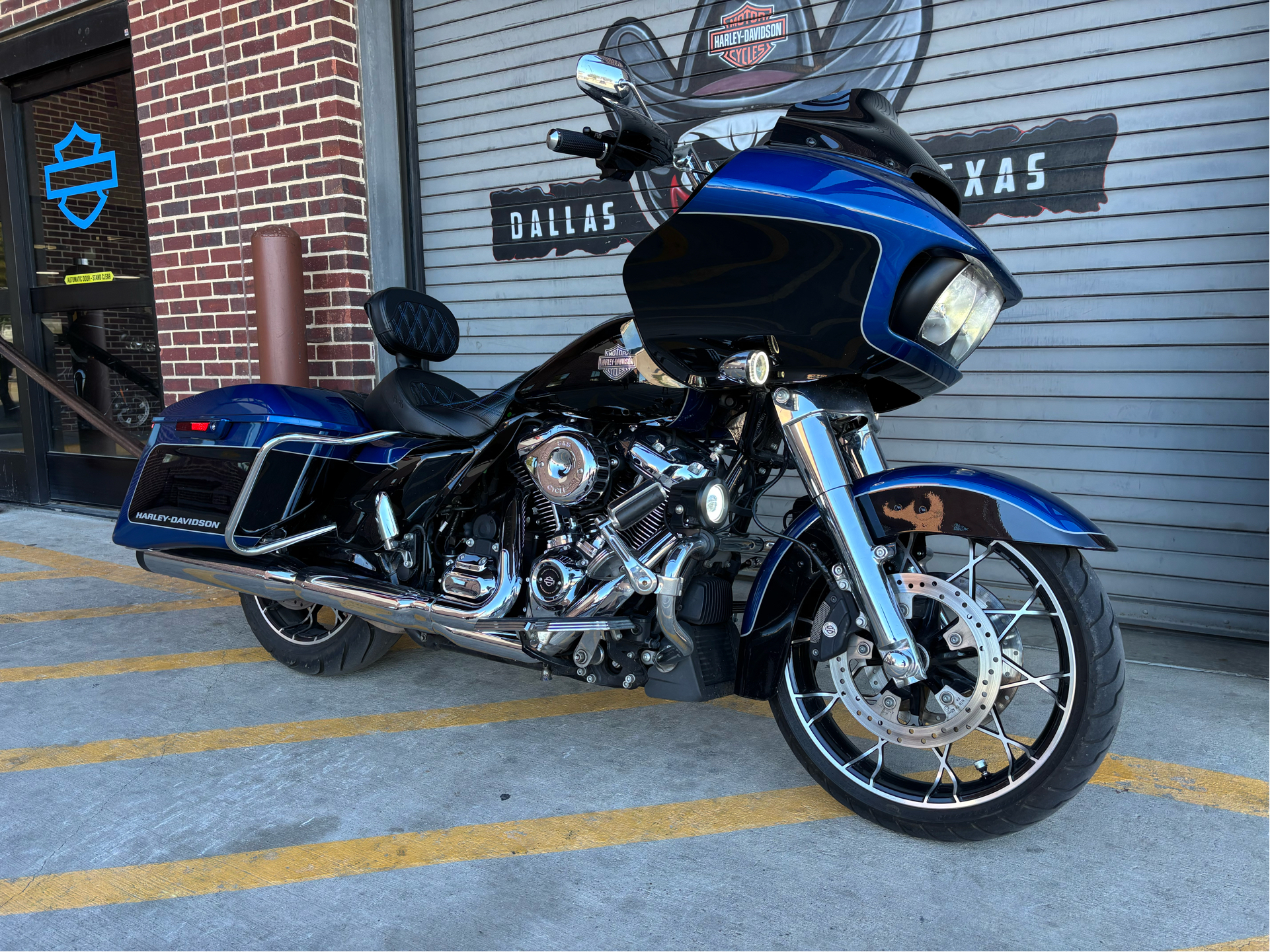 Used 2022 Harley-Davidson Road Glide® Special Reef Blue / Vivid